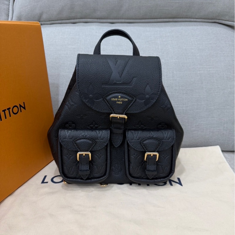 LV M47072 Backup 新款後背包黑色-0