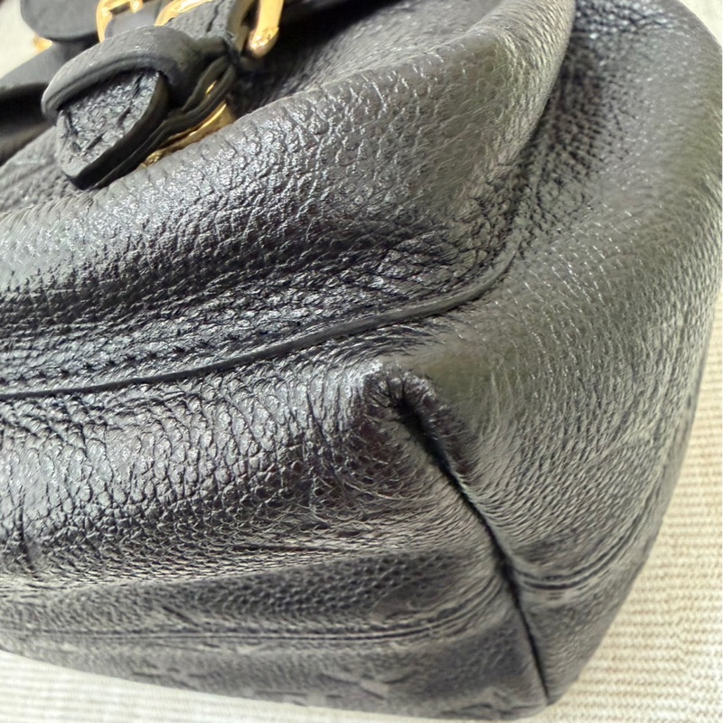 LV M47072 Backup 新款後背包黑色-11