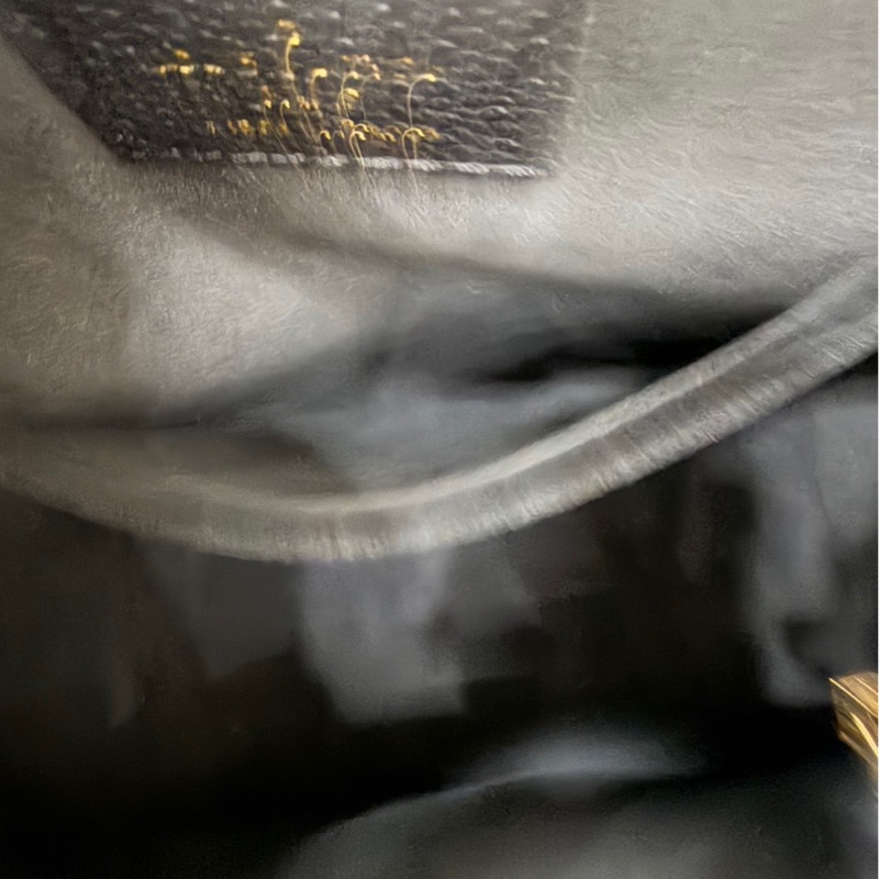 LV M47072 Backup 新款後背包黑色-27