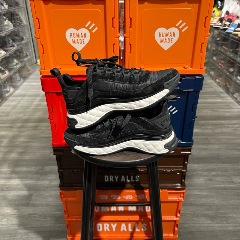 Chanel 雙C黑色運動鞋37.5碼-2