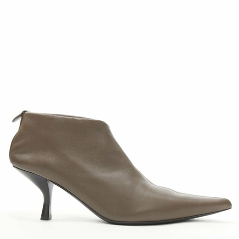 new THE ROW Bourgeoise Stretch taupe brown pointy curved heel low bootie EU35.5
