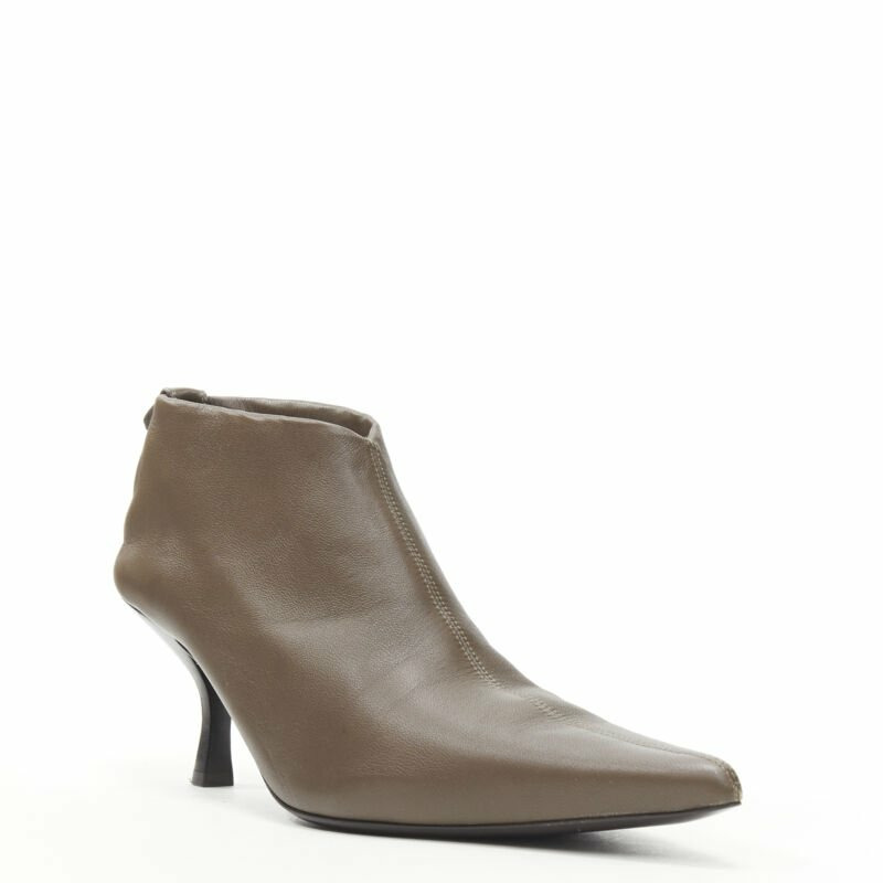 new THE ROW Bourgeoise Stretch taupe brown pointy curved heel low bootie EU35.5-1