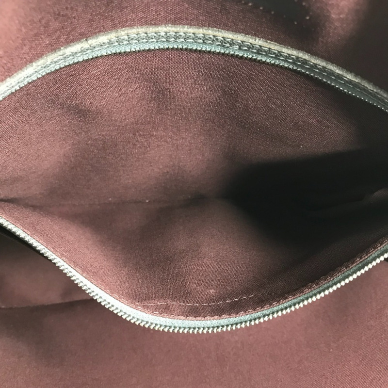 路易威登 (LOUIS VUITTON) 男士 Taiga Neo Igor 手提包/托特包/公事包/商務包/皮革包/冰河灰-11