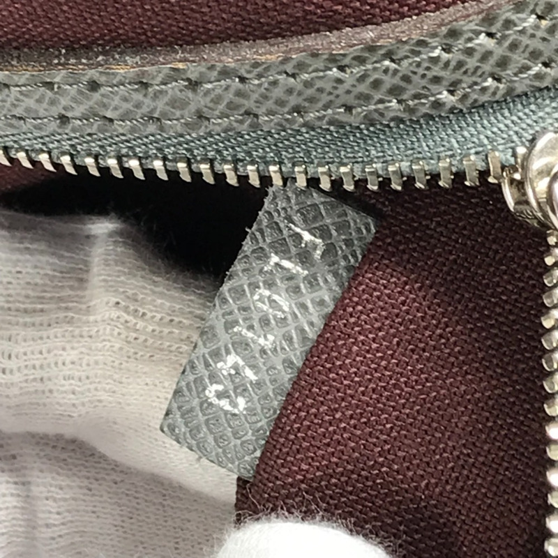 路易威登 (LOUIS VUITTON) 男士 Taiga Neo Igor 手提包/托特包/公事包/商務包/皮革包/冰河灰-12