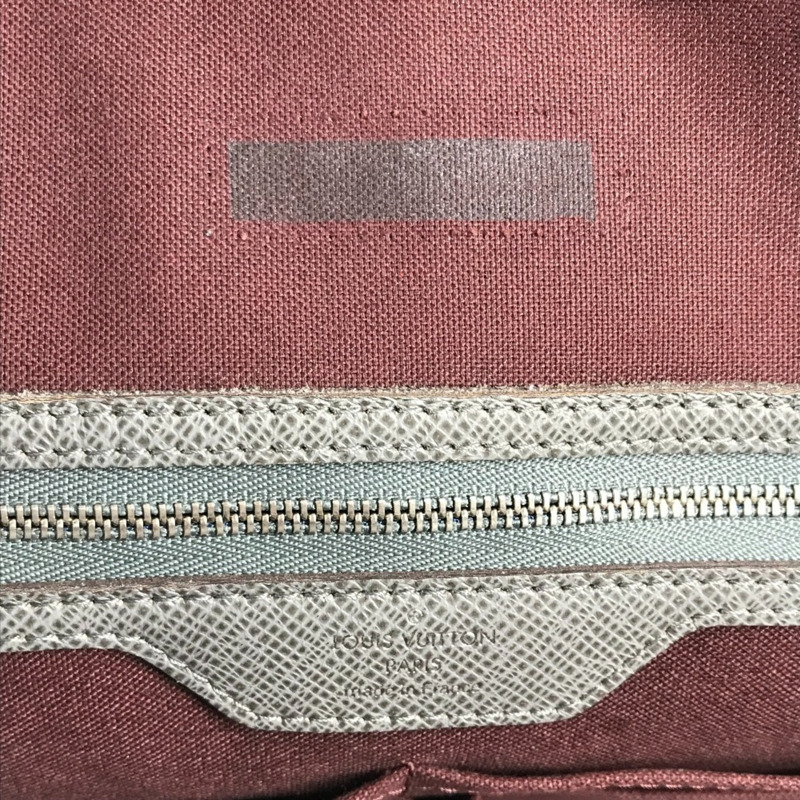 路易威登 (LOUIS VUITTON) 男士 Taiga Neo Igor 手提包/托特包/公事包/商務包/皮革包/冰河灰-13