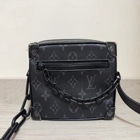 Louis Vuitton lv soft trunk