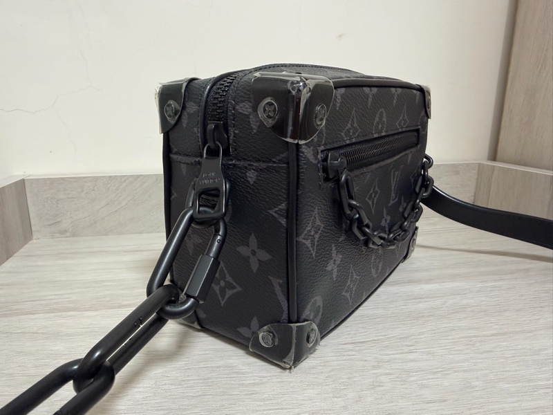 Louis Vuitton lv soft trunk-2