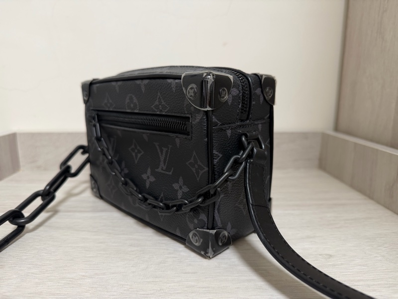 Louis Vuitton lv soft trunk-3