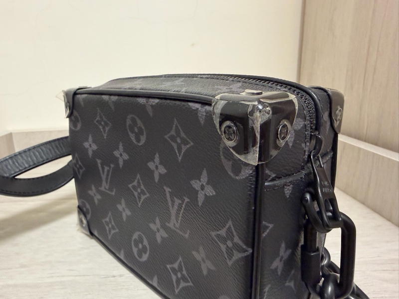 Louis Vuitton lv soft trunk-6