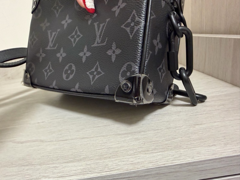 Louis Vuitton lv soft trunk-7