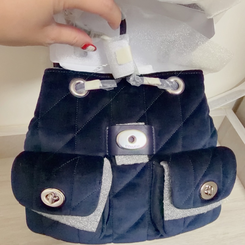 coach 麂皮 後背包 tabby-1