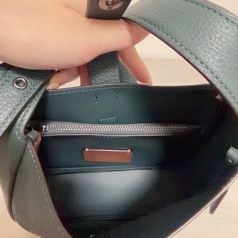 coach 墨綠色 側背包-5