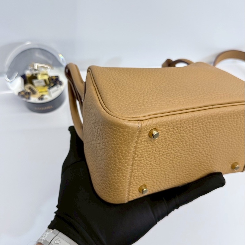 Hermes mini Lindy 餅乾色 金釦-12