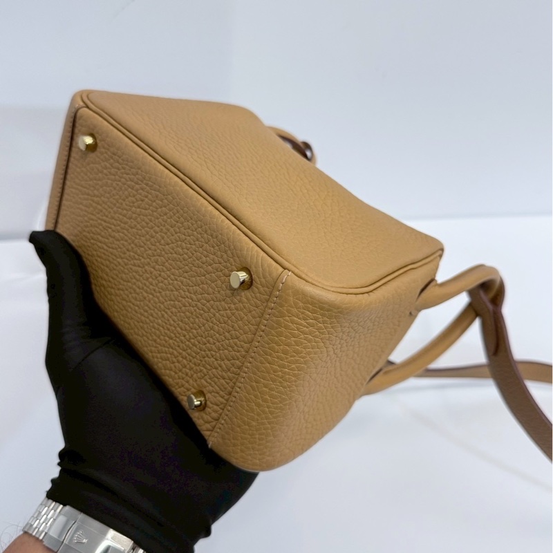 Hermes mini Lindy 餅乾色 金釦-13