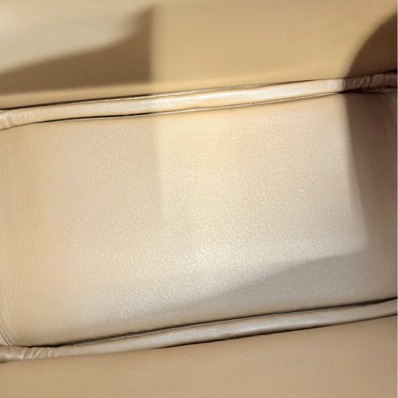 Hermes mini Lindy 金棕金釦-14
