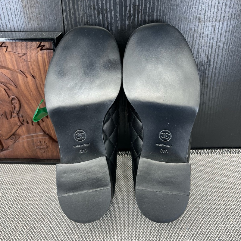 香奈兒 小羊皮黑金高跟鞋 碼數 37 99 新。-3