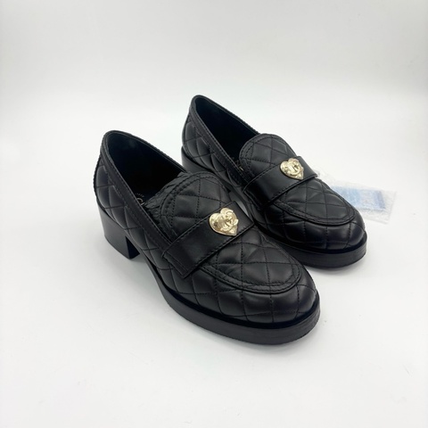 95新/香奈兒/37碼/黑色愛心扣樂福鞋