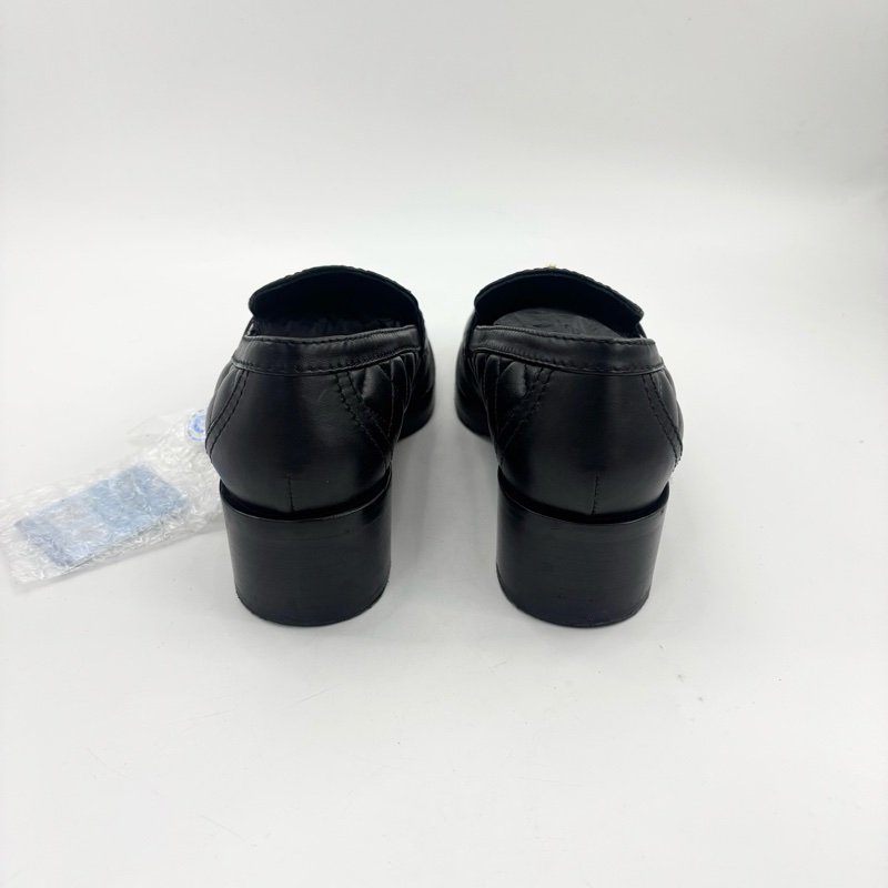 95新/香奈兒/37碼/黑色愛心扣樂福鞋-2