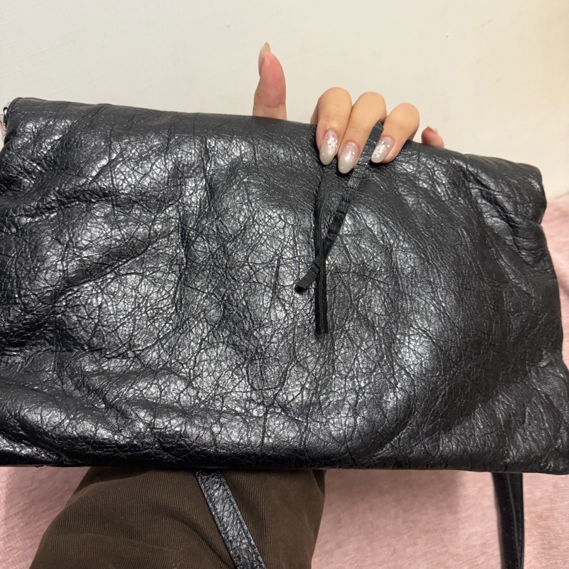 BALENCIAGA 羊皮皮革Edge Envelope 黑色-6