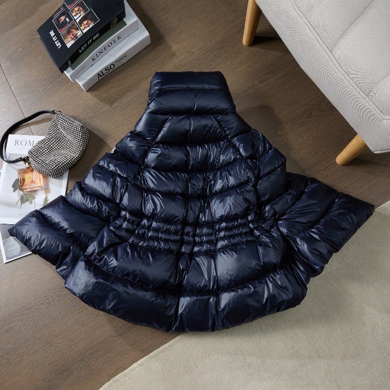 ❤️ MONCLER 羽絨斗篷 多種穿法 造型靈活-9