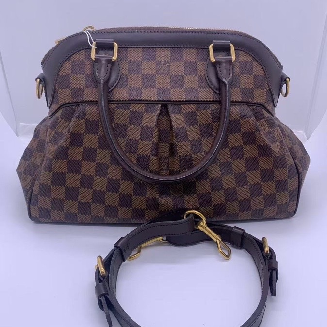 二手LV/路易威登棋盤格Trevi葫蘆包 經典棕色棋盤格配色，包有輕微異味，具體使用痕跡看圖-0