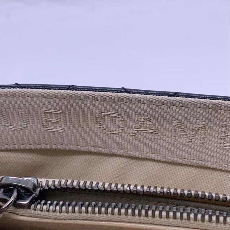 二手chanel 香奈兒CF 季節款黑色牛皮鏈條包，邊角有使用磨損，內里有發黑-16