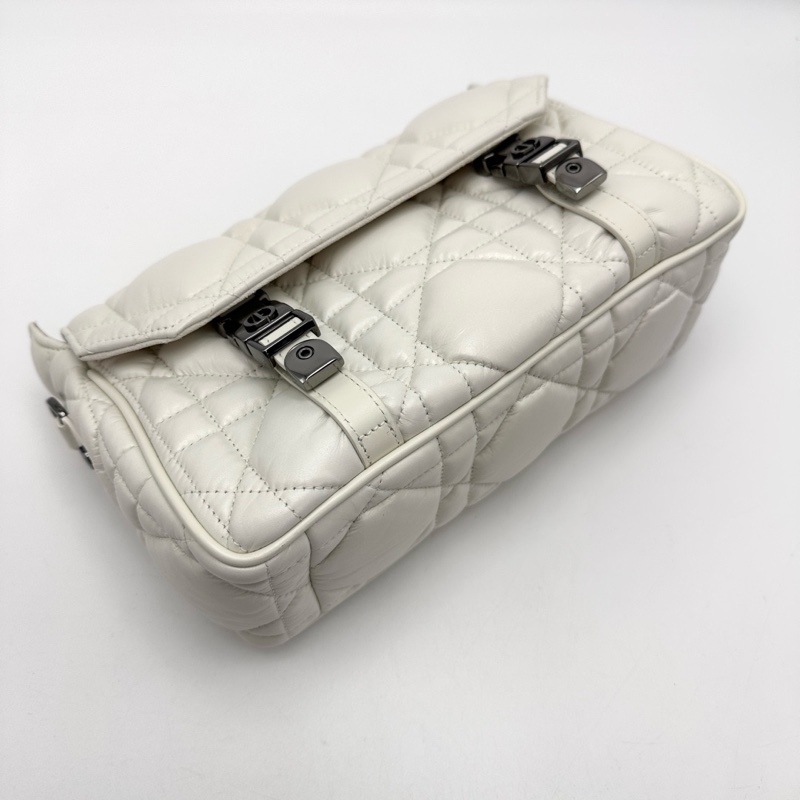 DIOR 米白色camp藤格紋肩背斜背郵差包23*15*8 98新配件塵袋-3