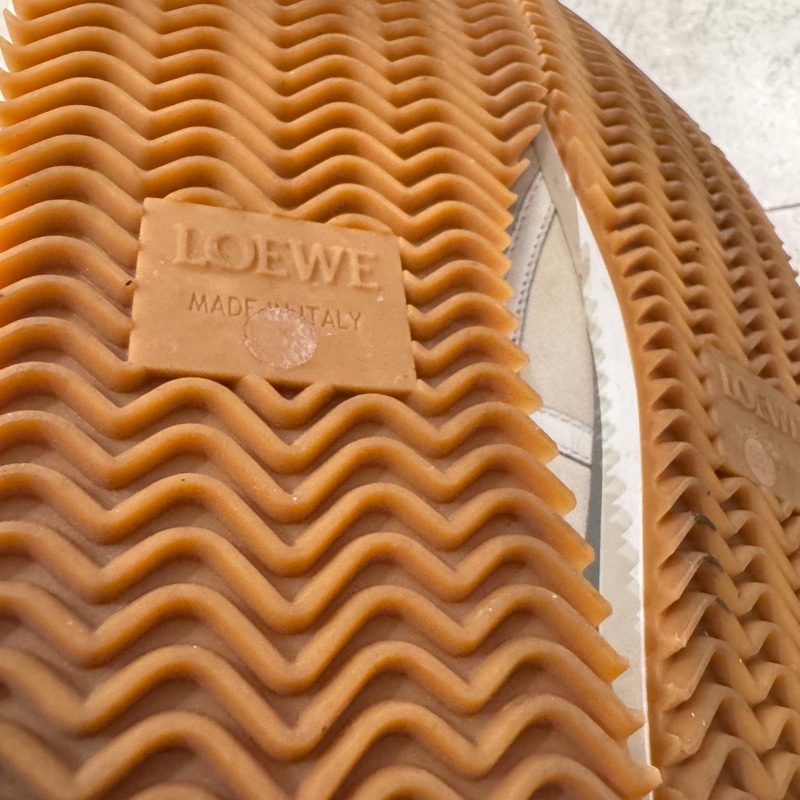 羅意威loewe阿甘鞋，38碼。99 新-9
