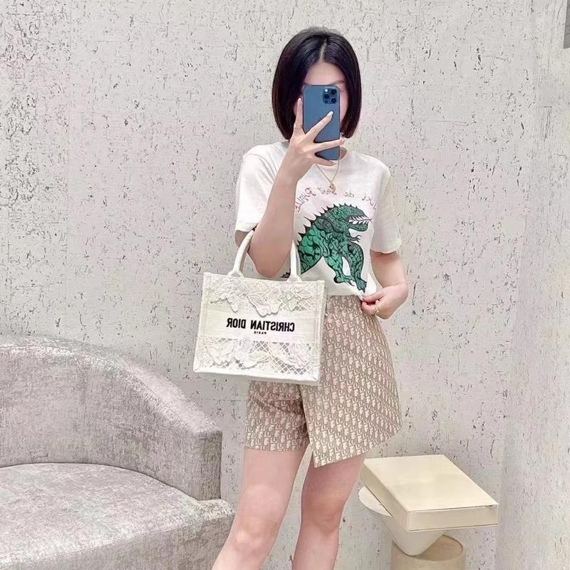 DIOR booktote系列限量款小號白色立體海洋蝴蝶手提托特包26.5*22*14.5 98新配件塵袋-0