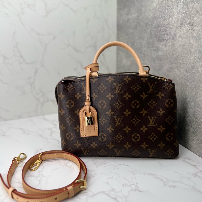 💗香緹國際精品💗 714 LV Petit palais 新款蒙田 #M45900-1