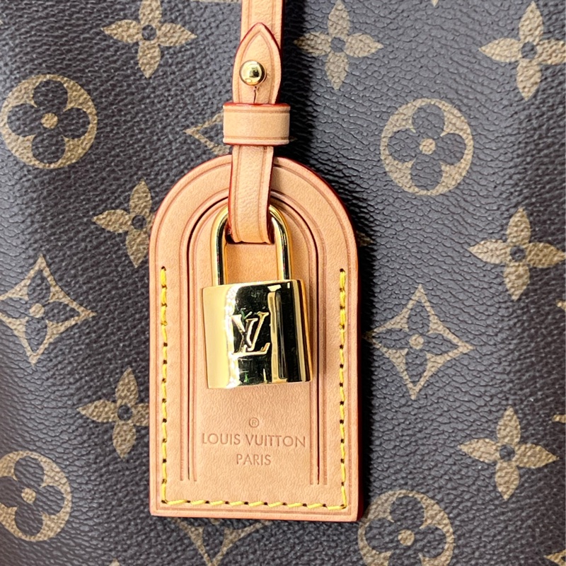 💗香緹國際精品💗 714 LV Petit palais 新款蒙田 #M45900-2