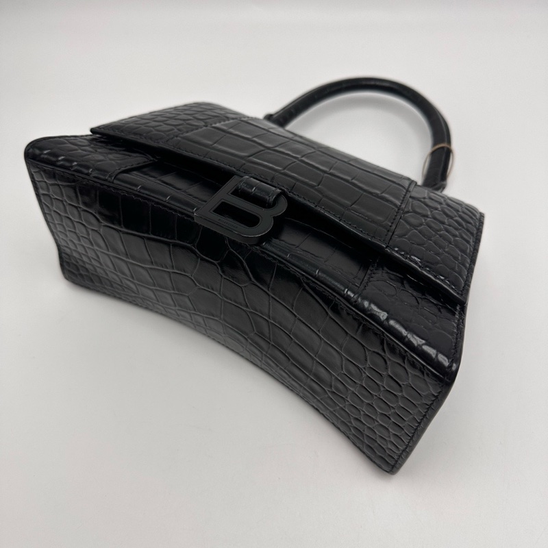 BALENCIAGA soblack鱷魚壓紋沙漏S碼肩背斜背包23*13.5*9 98新配件塵袋吊牌-3