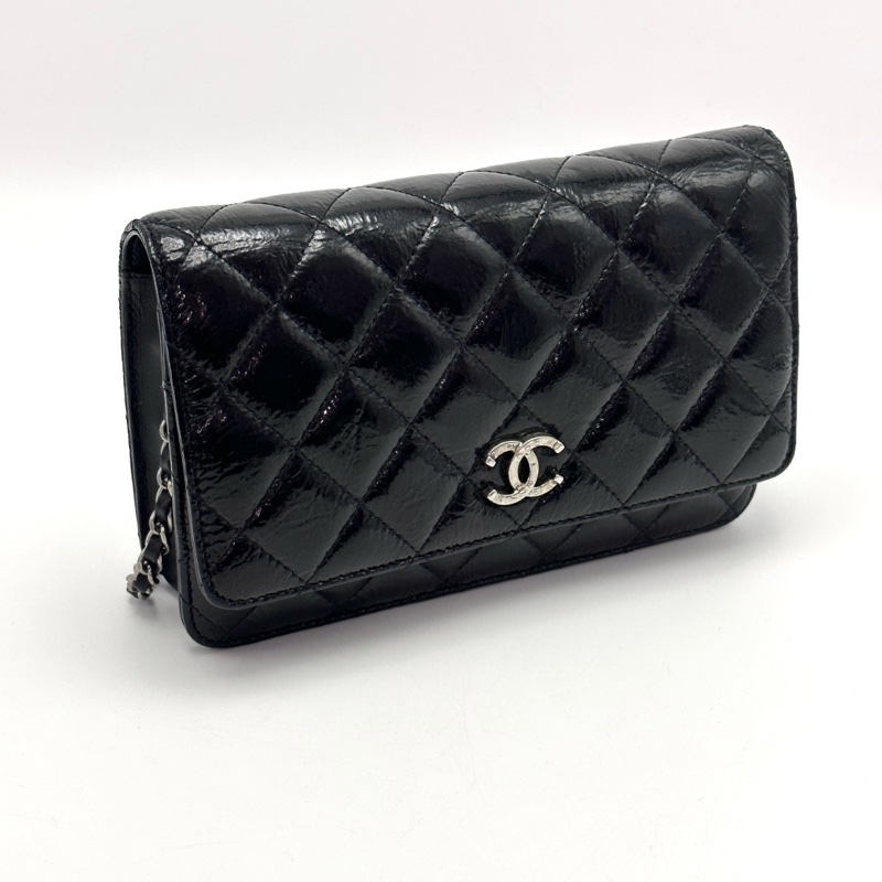 CHANEL 黑銀漆皮woc肩背斜背包19*12*4 98新配件塵袋-2