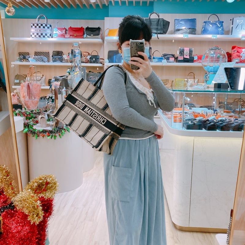 MS0456 CHRISTIAN DIOR 迪奧中號特別花紋手拿包包BOOK TOTE DIORAMOUR D-CHESS MEDIUM-2