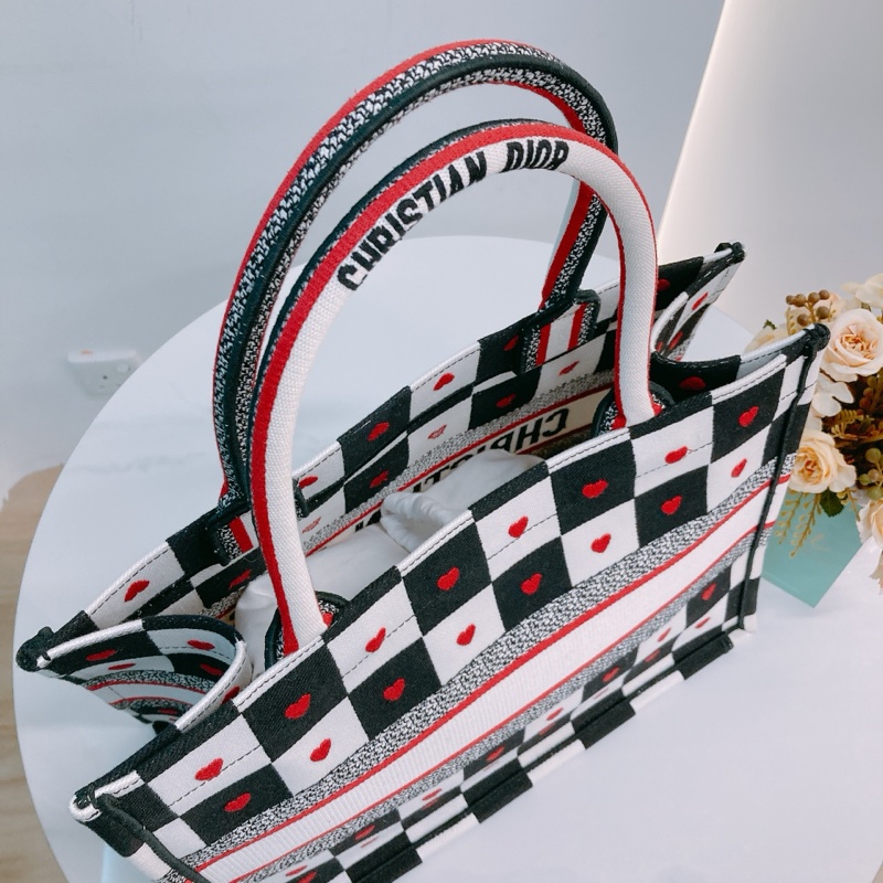 MS0456 CHRISTIAN DIOR 迪奧中號特別花紋手拿包包BOOK TOTE DIORAMOUR D-CHESS MEDIUM-14