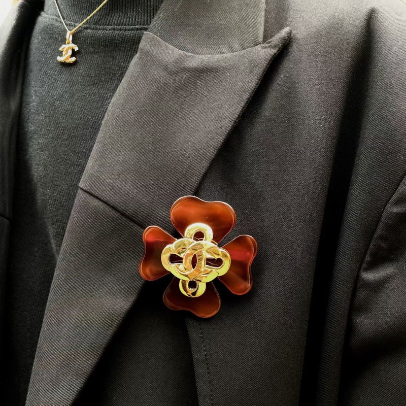 「JL精品代購」98新 Chanel玳瑁四葉草大號胸針-1