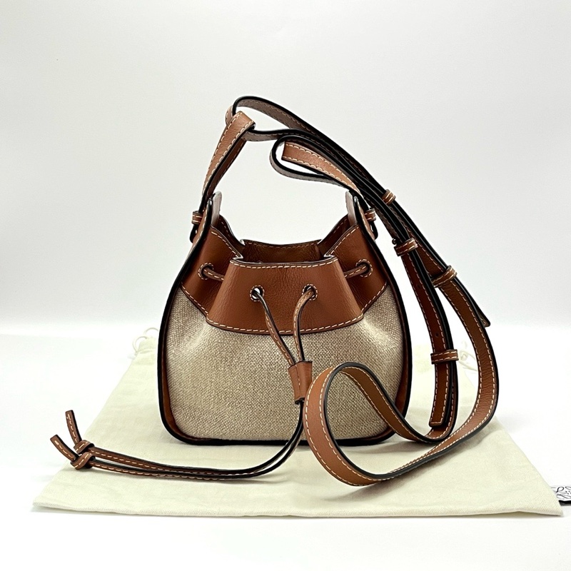 LOEWE 焦糖色拼帆布mini肩背斜背吊床包18*18*11 98新配件塵袋-1