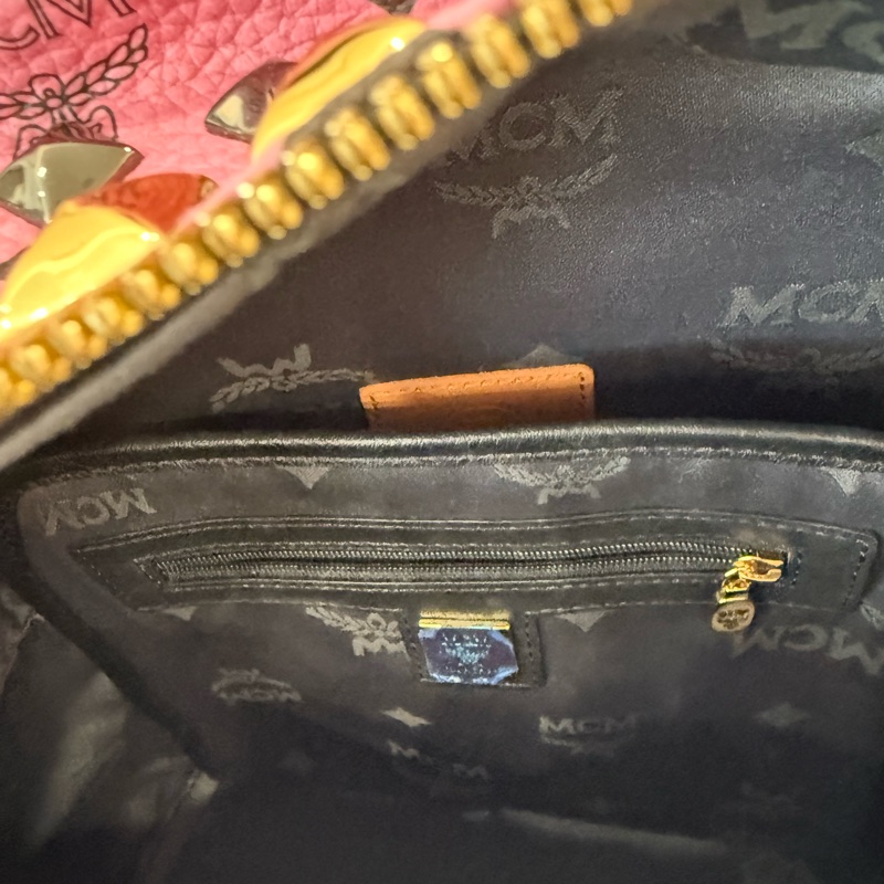 MCM粉紅色雙肩包-8