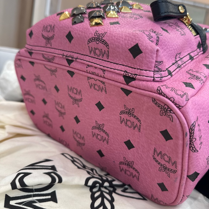 MCM粉紅色雙肩包-15
