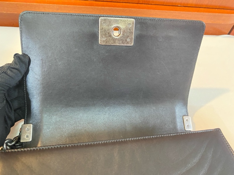 CHANEL BOY25 銀扣-9