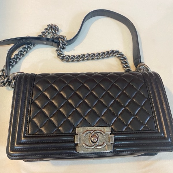 CHANEL BOY25 銀扣-12