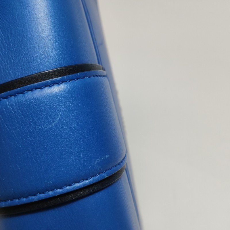 Bvlgari Serpenti Viper牛皮純色字母Logo斜挎包單肩包-16