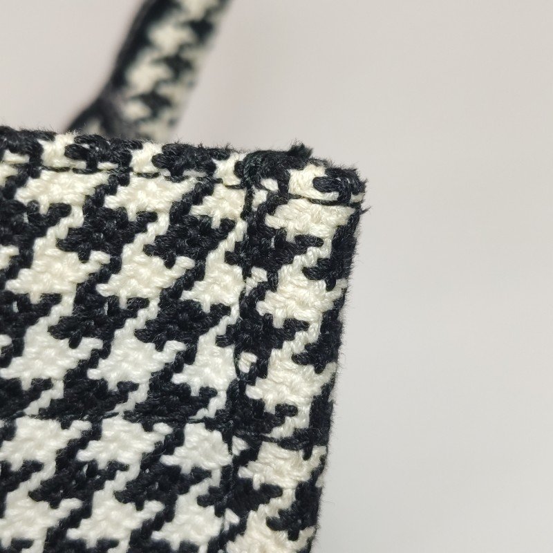 Dior BookTote中號帆布千鳥格手提包-15