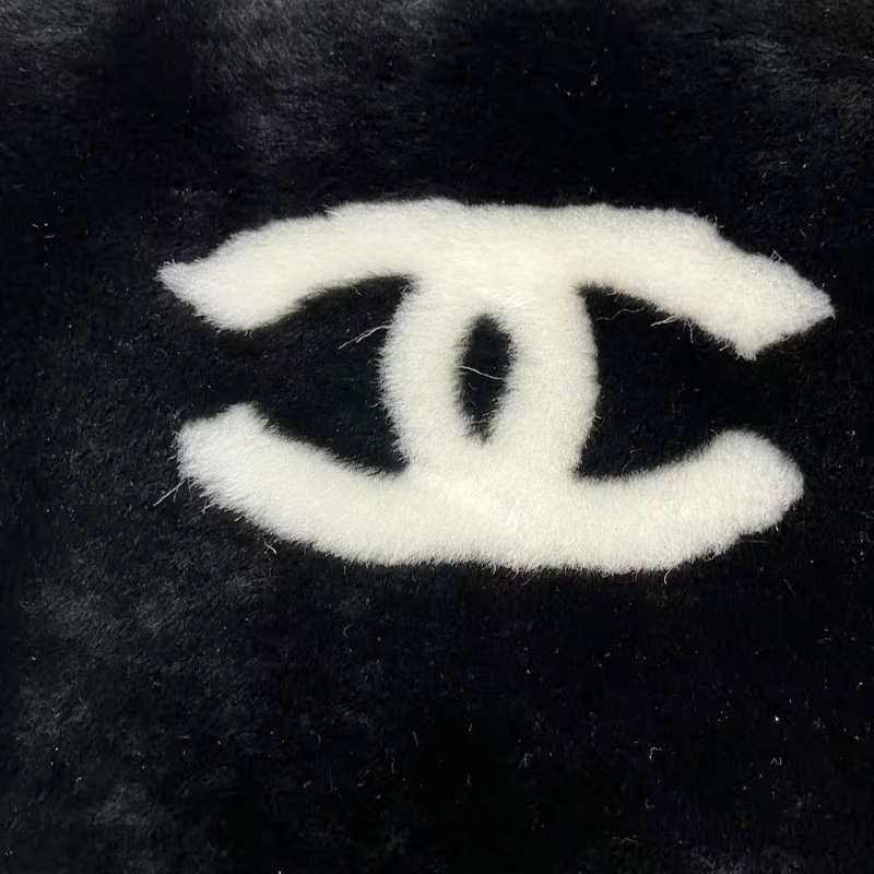 Chanel香奈兒25N滑雪系列黑色暖寶寶-1