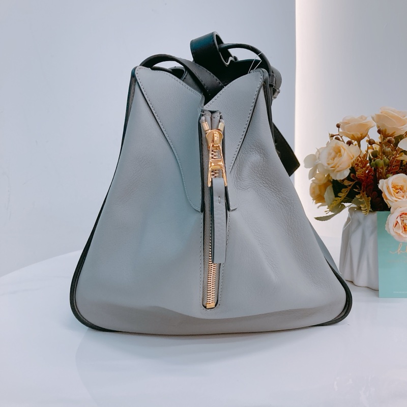 MS0464 LOEWE 羅威小號兩用拉鍊式包包HAMMOCK SMALL CALFSKIN-3