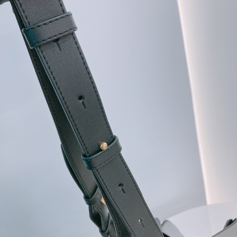 MS0464 LOEWE 羅威小號兩用拉鍊式包包HAMMOCK SMALL CALFSKIN-22