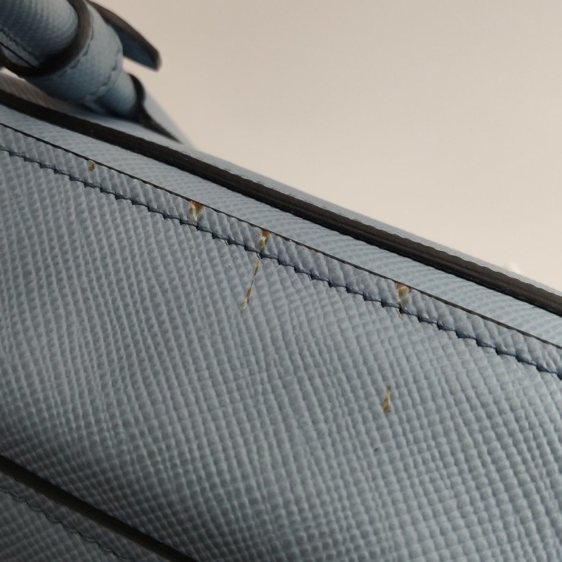 Prada牛皮純色三角徽標手提包-12