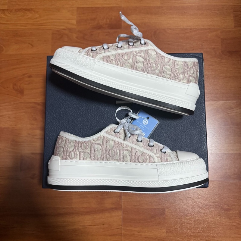 Dior滿印厚底鞋Walk'n'Oblique刺繡粉 尺碼：36碼 99新成色-1