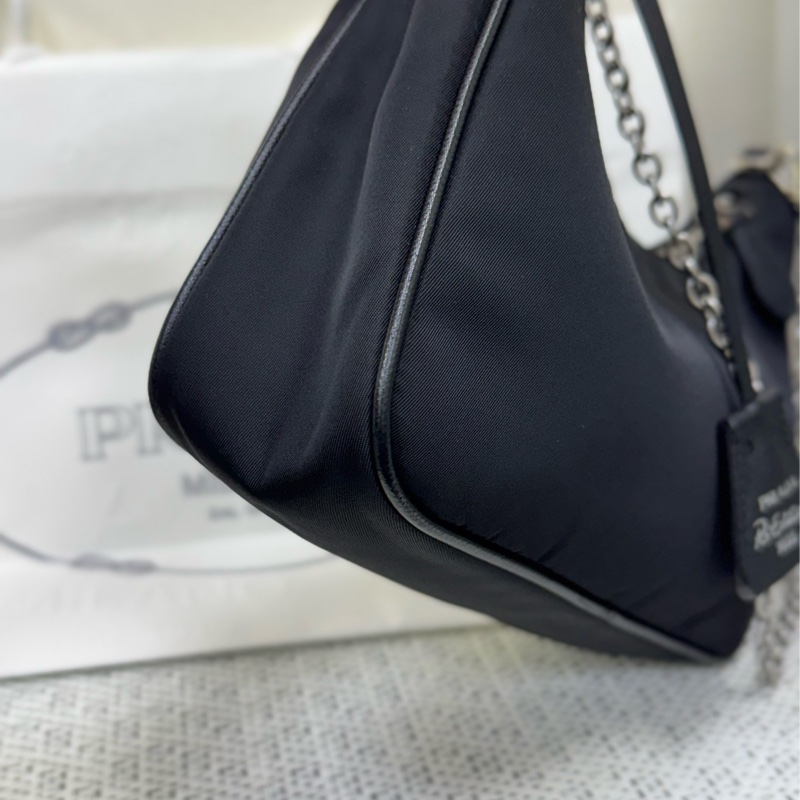 Prada 黑色尼龍三合一hobo包-11