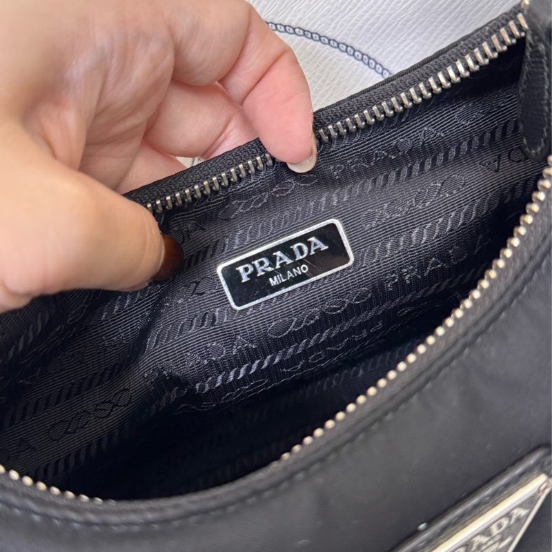 Prada 黑色尼龍三合一hobo包-18